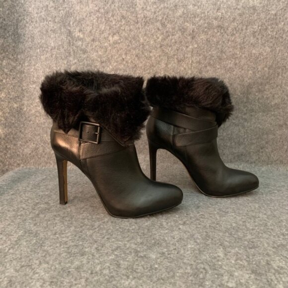 Aldo Women's Black Leather Pull Up Bootie Faux Fur Side Buckle Strap Ankle Boots - Picture 6 of 11